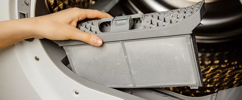 Signs Of A Clogged Dryer Lint Trap in Dickinson, North Dakota
